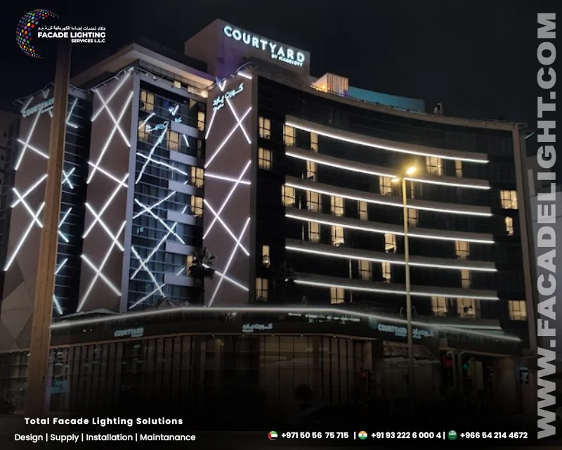 facade lighting courtyard by marriot