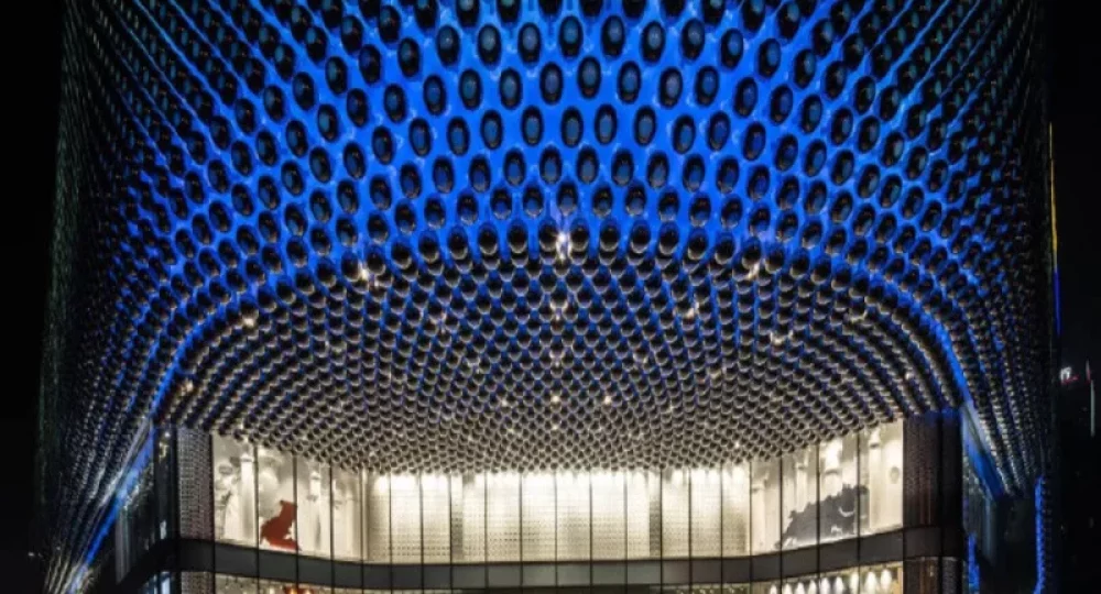 facade lighting design dubai