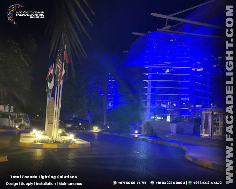 le royal residence facade lights