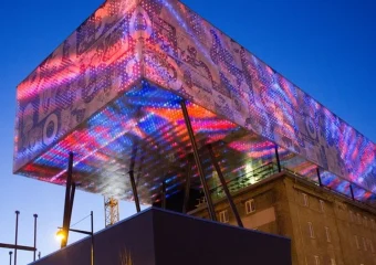 uae media facade lighting